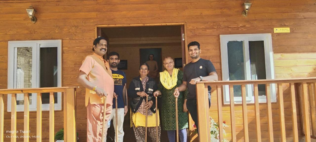 Vanprastha Resorts Dwarahat Bagian luar foto