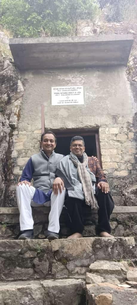 Vanprastha Resorts Dwarahat Bagian luar foto