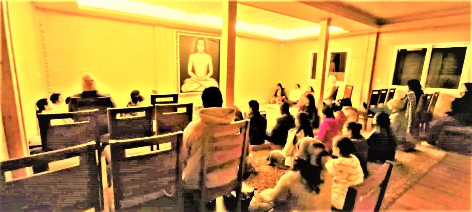 Vanprastha Resorts Dwarahat Bagian luar foto