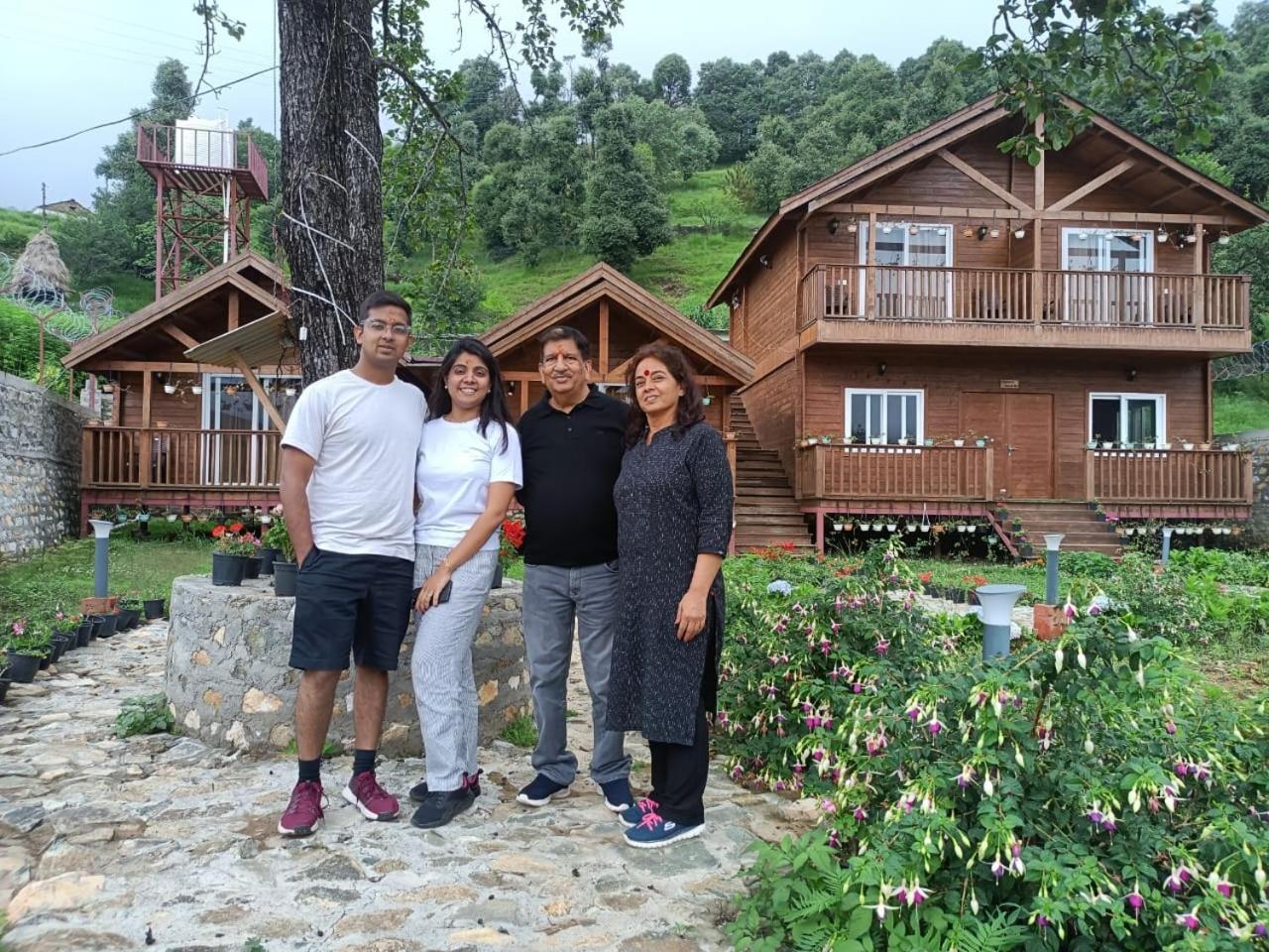 Vanprastha Resorts Dwarahat Bagian luar foto