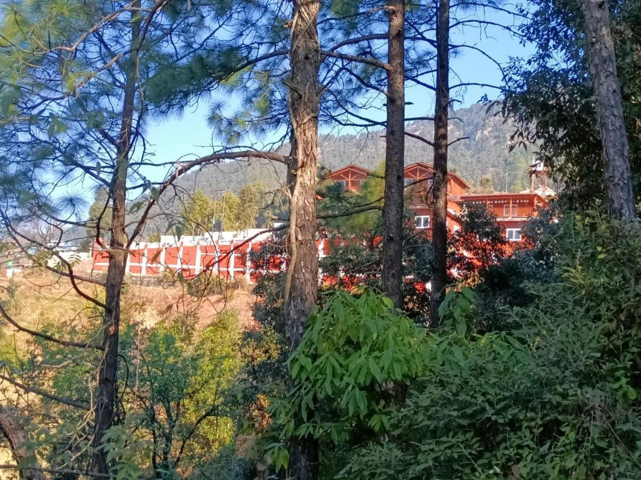 Vanprastha Resorts Dwarahat Bagian luar foto