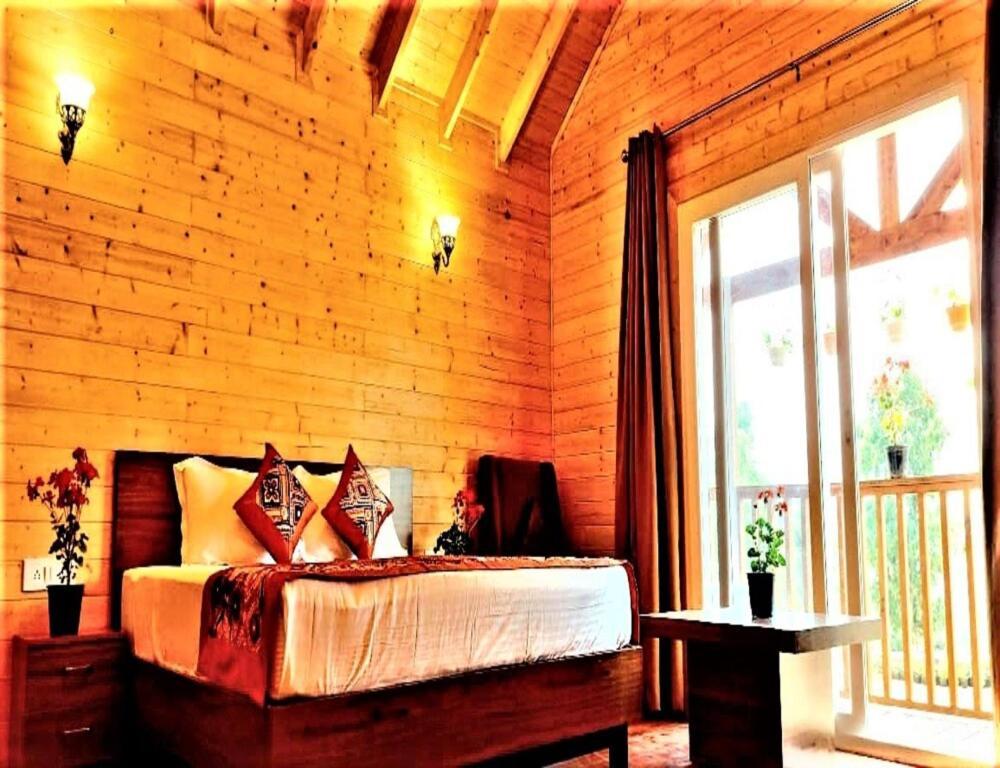 Vanprastha Resorts Dwarahat Bagian luar foto